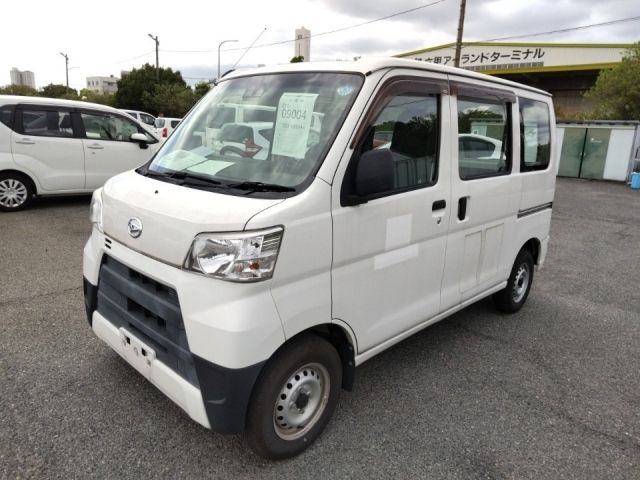 9004 Daihatsu Hijet van S321V 2018 г. (LUM Kobe Nyusatsu)